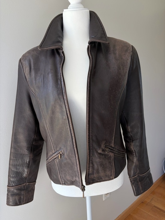 Lord & Taylor Jackets & Blazers - VTG Lord & Taylor Classic Brown Leather Bomber Jacket Zip Front Women’s 4